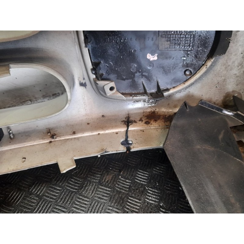Recambio de paragolpes delantero para renault clio ii fase i (b/cbo) 1.2 alize referencia OEM IAM - Blanco 4