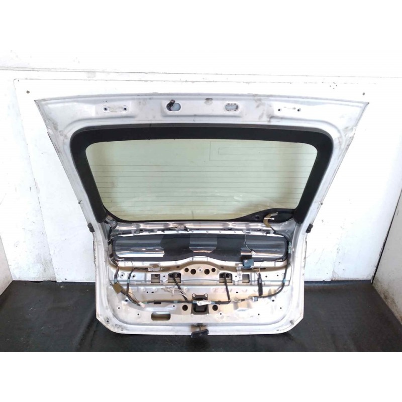 Recambio de porton trasero para toyota prius (nhw20) executive referencia OEM IAM - Blanco 2