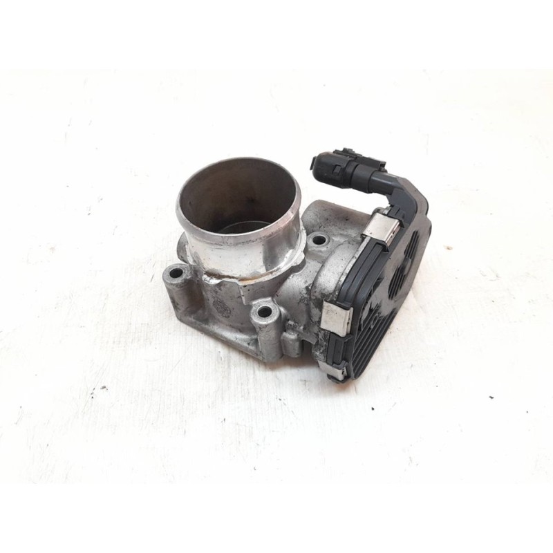 Recambio de caja mariposa para kia sportage drive 2wd referencia OEM IAM 0280750612 351002A600 - Blanco