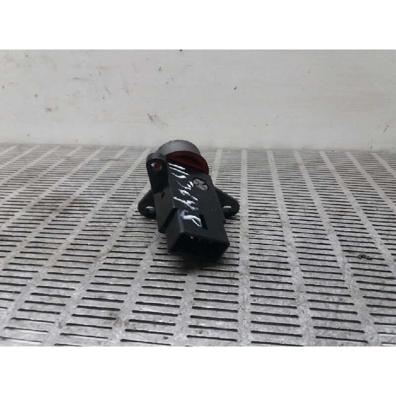 Recambio de warning para hyundai coupe (rd) 1.6 16v cat referencia OEM IAM 9379027500 - Rojo 2