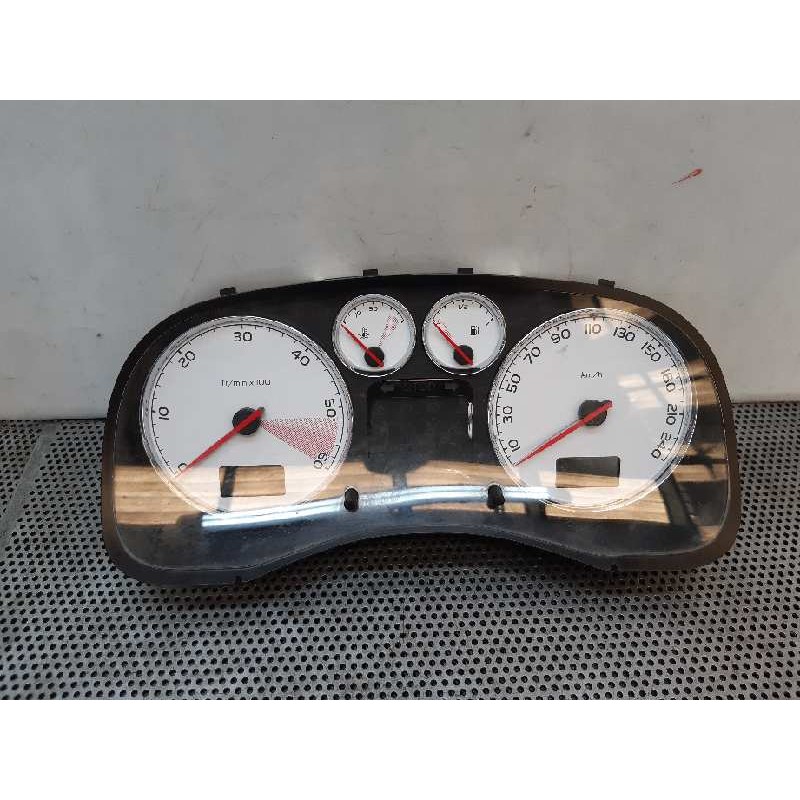 Recambio de cuadro instrumentos para peugeot 307 berlina (s2) xs + referencia OEM IAM 9661323180  