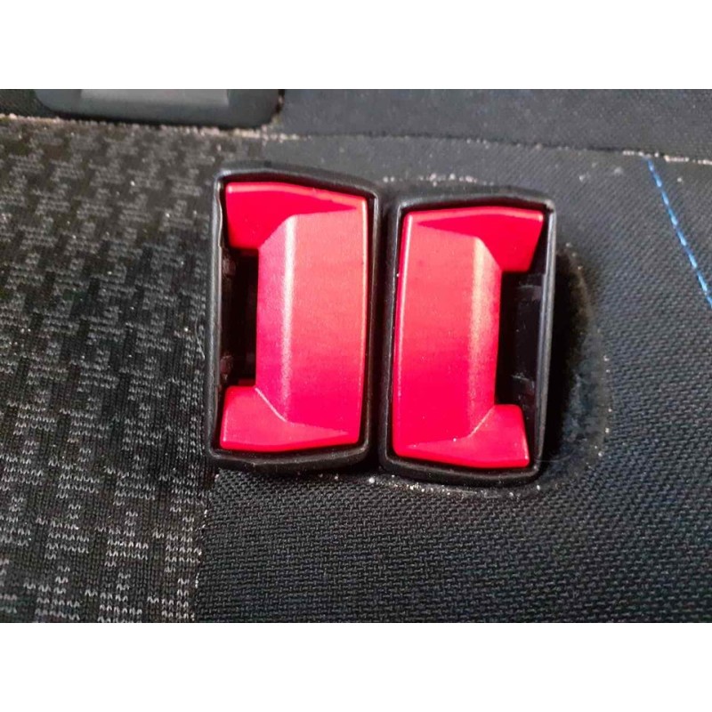 Recambio de enganche cinturon trasero derecho para peugeot 308 style referencia OEM IAM   