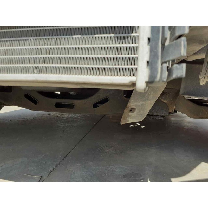 Recambio de radiador agua para iveco daily furgón fg h2 33 s ... v batalla 3520 l referencia OEM IAM - Blanco