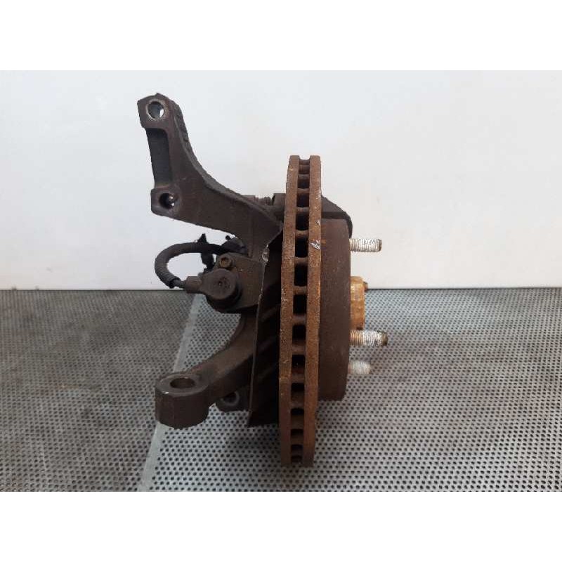 Recambio de mangueta delantera derecha para chevrolet lacetti cdx referencia OEM IAM 3