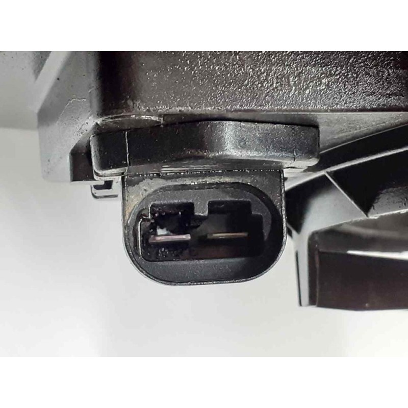 Recambio de electroventilador para dacia logan laureate referencia OEM IAM 8200385744B 3
