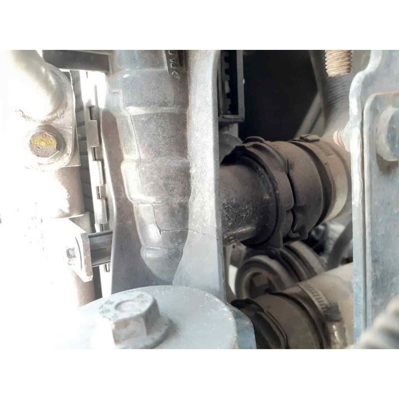 Recambio de radiador agua para iveco daily furgón fg h2 33 s ... v batalla 3520 l referencia OEM IAM - Blanco 4