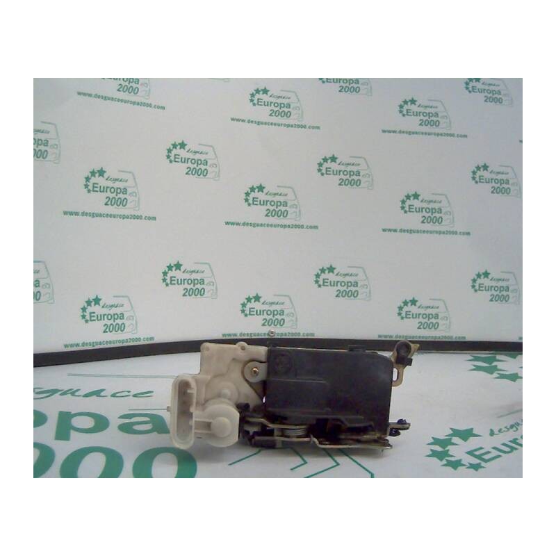 Recambio de cerradura puerta trasera derecha para alfa romeo 146 1.4 16v cat referencia OEM IAM   
