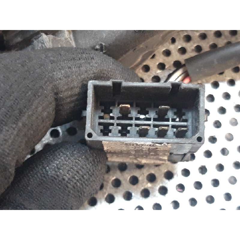 Recambio de retrovisor derecho para audi a3 (8l) 1.9 tdi ambiente referencia OEM IAM 2