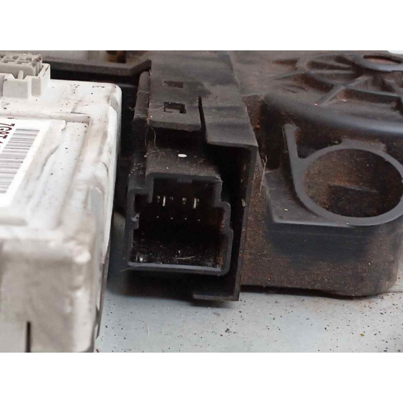 Recambio de elevalunas delantero derecho para volvo v70 familiar 2.4 diesel cat referencia OEM IAM 970714101 4