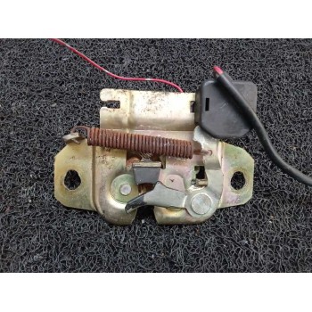 CERRADURA MALETERO / PORTON 