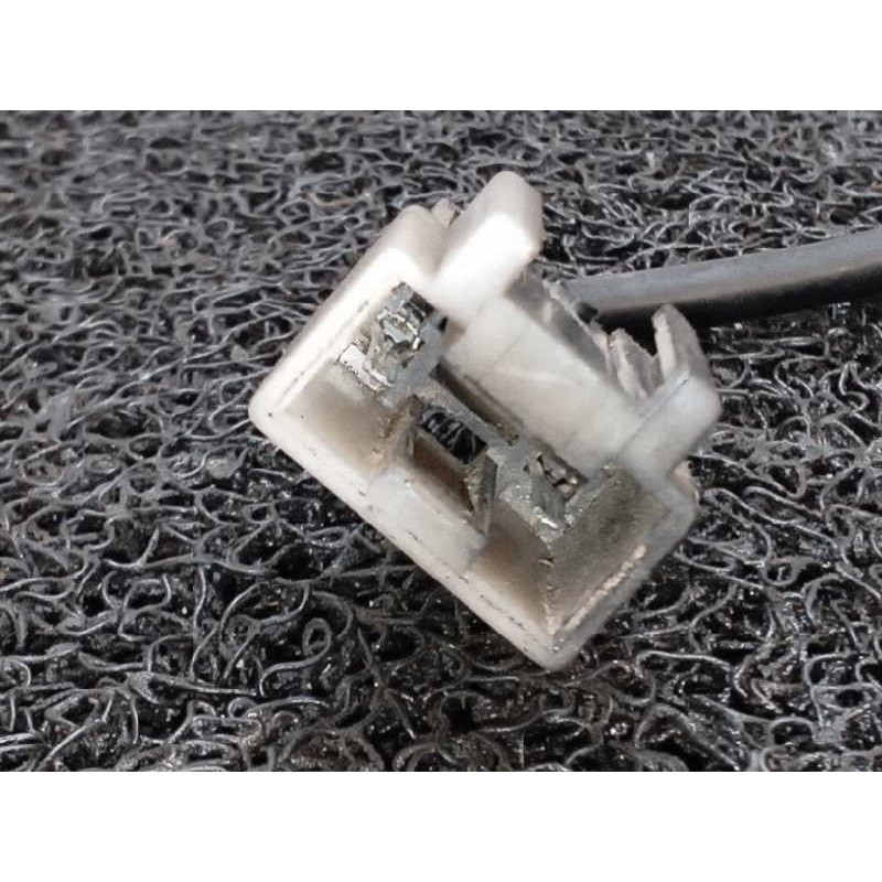 Recambio de cerradura maletero / porton para dodge stealth 3.0 referencia OEM IAM - Rojo 2