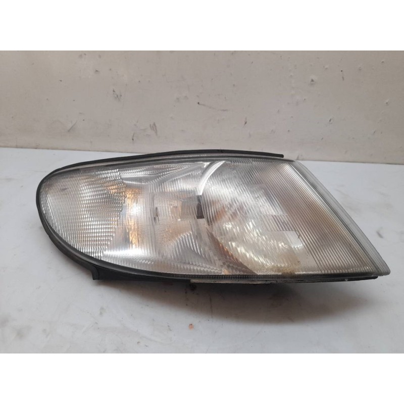 Recambio de piloto delantero derecho para saab 900 coupé 2.0 s turbo sport referencia OEM IAM   