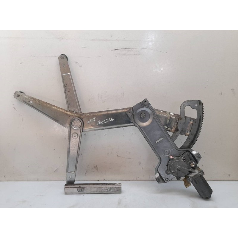 Recambio de elevalunas delantero izquierdo para saab 900 coupé 2.0 s turbo sport referencia OEM IAM 0130821662  BOSCH