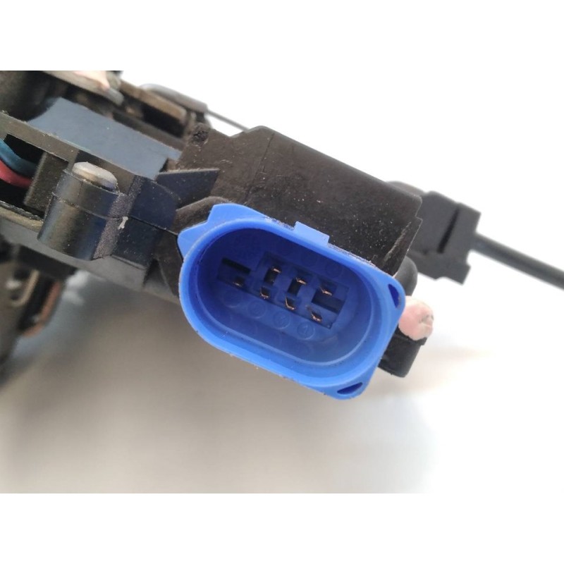 Recambio de cerradura puerta trasera izquierda para skoda octavia berlina (1z3) active referencia OEM IAM 7L0839015 4