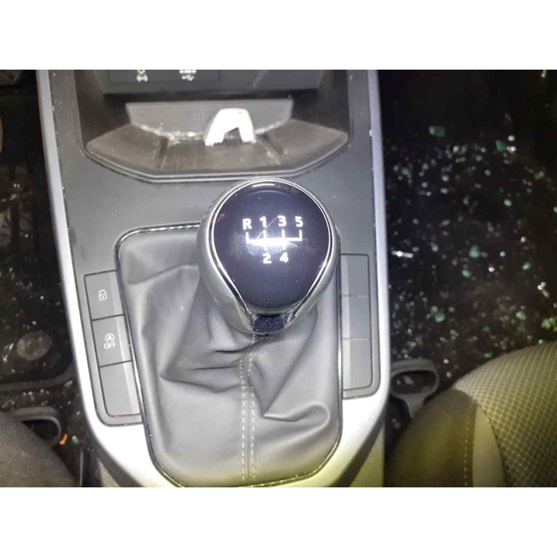 Recambio de pomo palanca cambio para seat arona xcellence edition referencia OEM IAM   