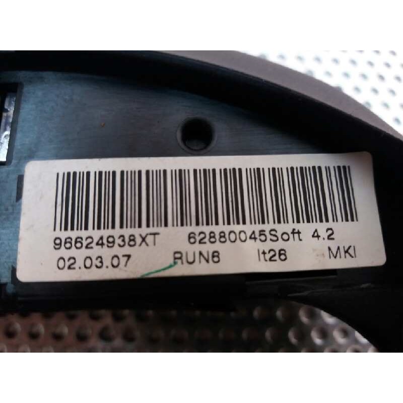 Recambio de mando multifuncion para citroën c4 berlina 1.6 16v hdi referencia OEM IAM 96624938XT 62880045 - Rojo 5