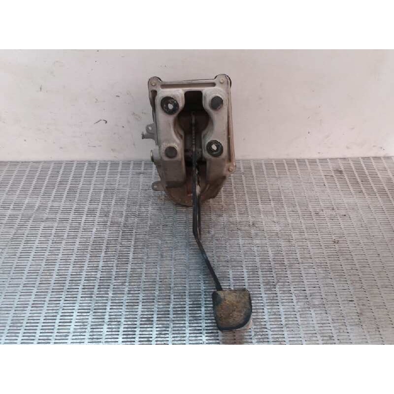 Recambio de pedal freno para mercedes-benz mb 100 d caja cerrada / combi 2.4 diesel referencia OEM IAM 6312940701 - Blanco 2