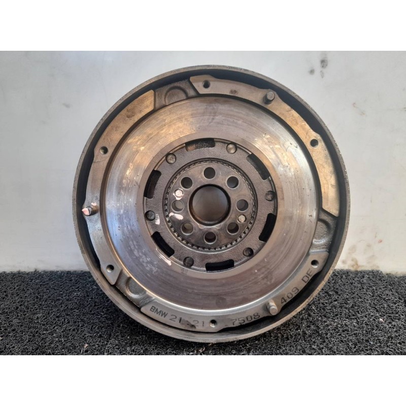 Recambio de volante motor para bmw serie 3 berlina (e46) 318i referencia OEM IAM 21217508409  
