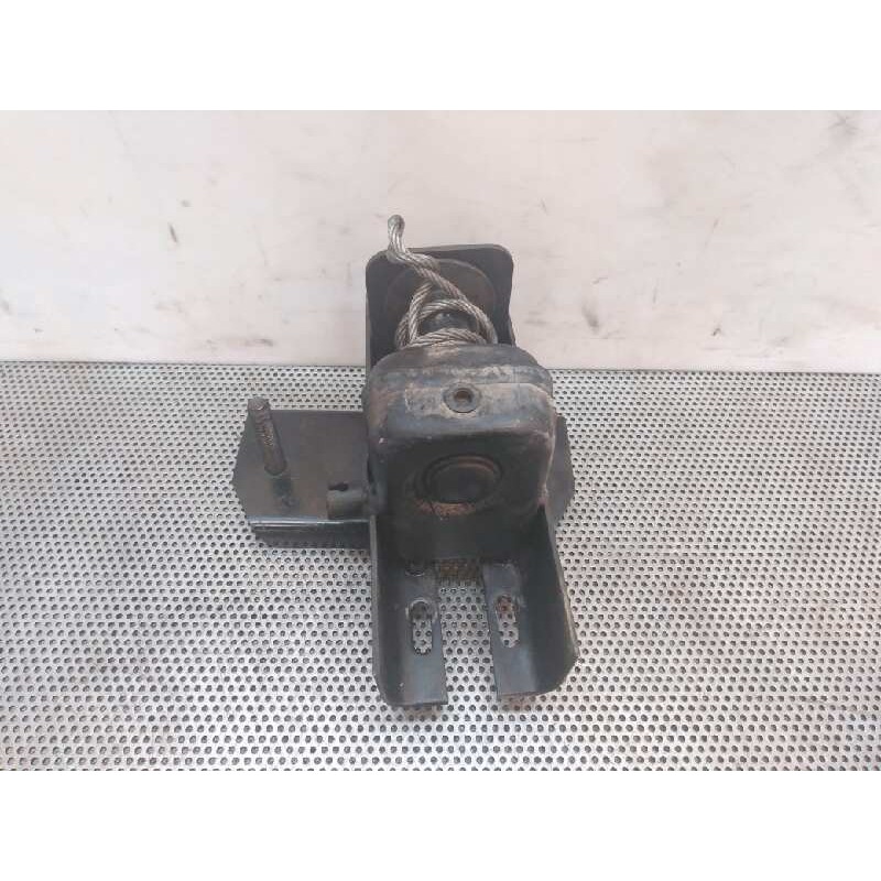 Recambio de soporte rueda repuesto para nissan cabstar e 2.7 td referencia OEM IAM 57237F3900  