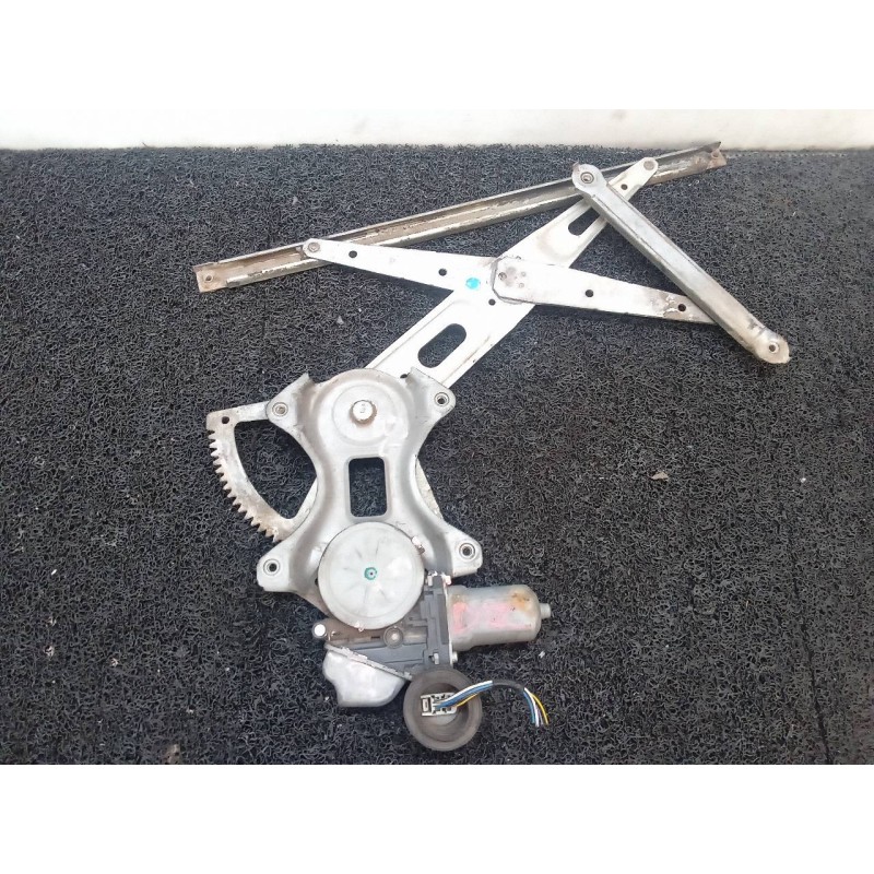 Recambio de elevalunas delantero izquierdo para toyota prius (nhw30) advance referencia OEM IAM 8572030340 0620201242 DENSO