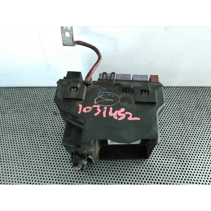 Recambio de caja reles / fusibles para renault laguna ii (bg0) 1.9 dci diesel referencia OEM IAM 8200445566B 2