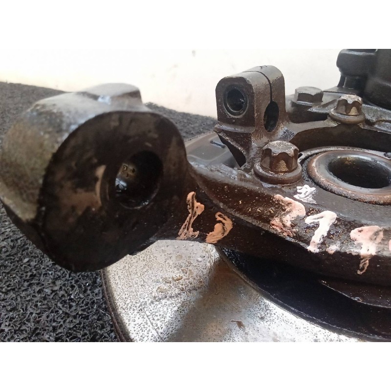 Recambio de mangueta delantera derecha para opel astra h berlina cosmo referencia OEM IAM - Negro 2