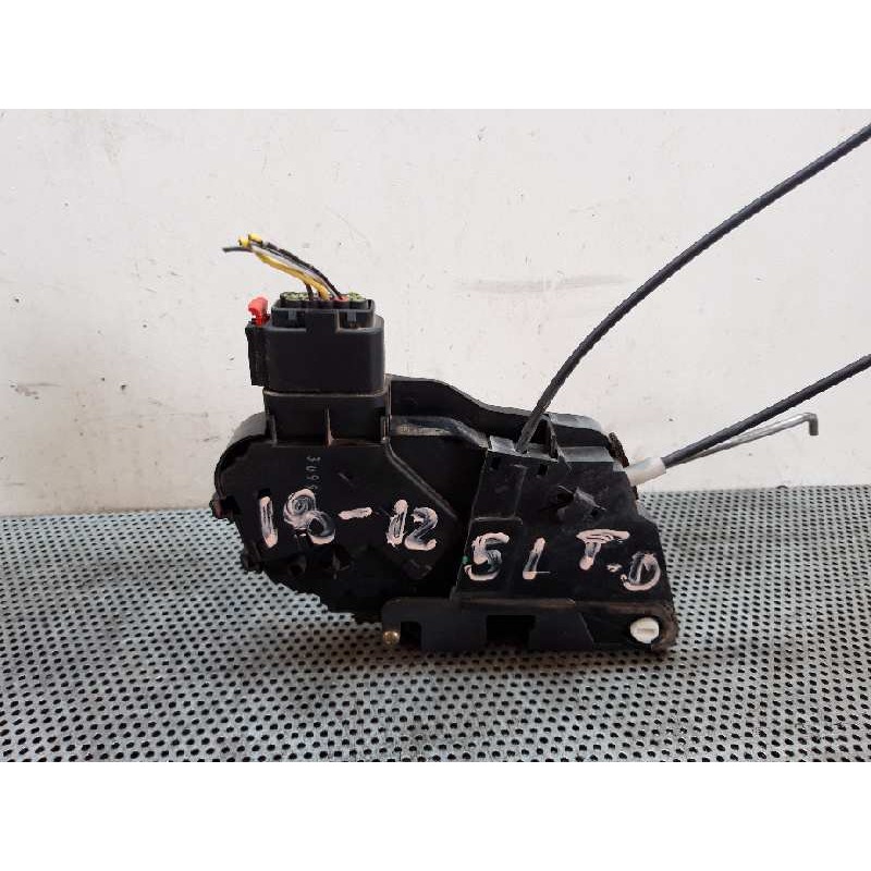 Recambio de cerradura puerta trasera derecha para mazda 3 berlina (bk) 1.6 crdt active referencia OEM IAM - Negro 2