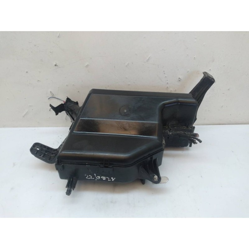 Recambio de caja reles / fusibles para toyota prius (nhw20) executive referencia OEM IAM - Blanco 3