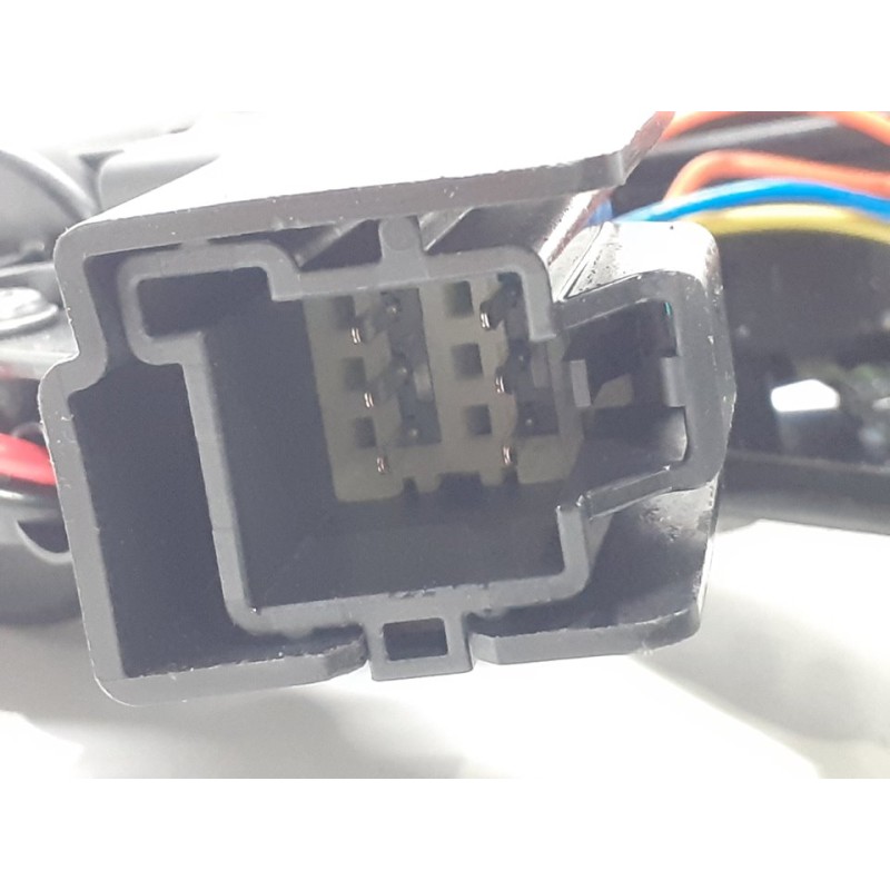 Recambio de cerradura maletero / porton para tesla model y gran autonomia dual awd referencia OEM IAM 1500604CNB CJ723111130405 - Blanco 3