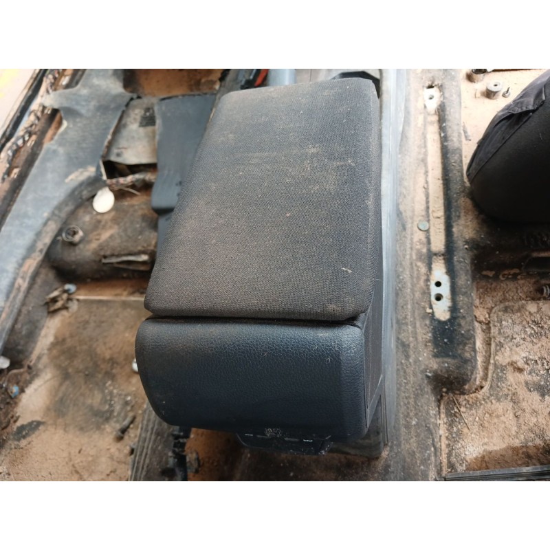 Recambio de apoyabrazos central para volkswagen taigo (cs1) 1.0 tsi referencia OEM IAM - Blanco 2