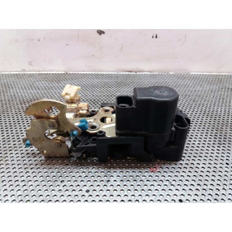 Recambio de cerradura puerta delantera derecha para chevrolet tacuma cdx referencia OEM IAM 4