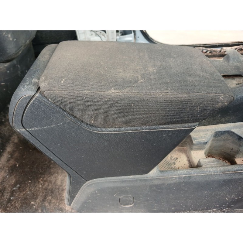 Recambio de apoyabrazos central para volkswagen taigo (cs1) 1.0 tsi referencia OEM IAM - Blanco 4