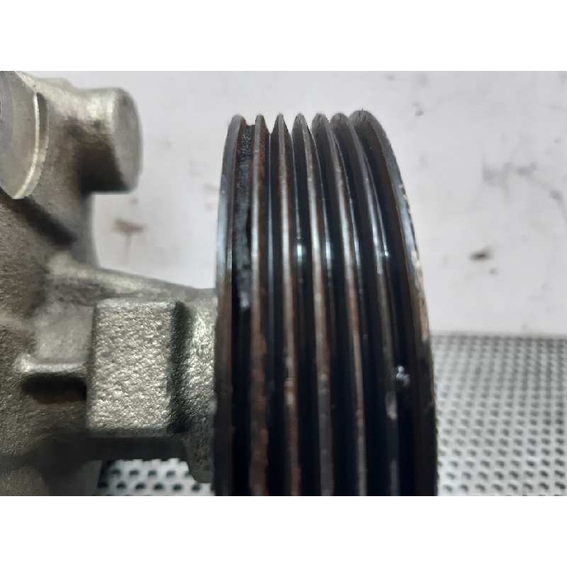 Recambio de bomba direccion para renault 19 (b/c/l53) referencia OEM IAM 7700417308 7700415198 26058572 4