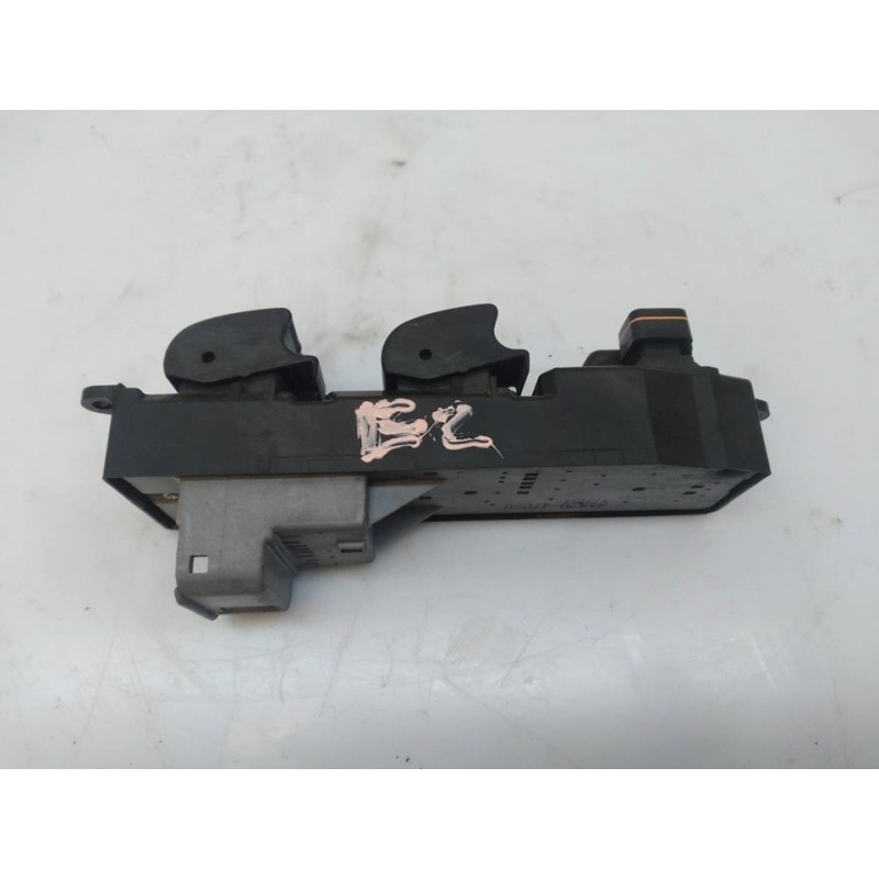 Recambio de mando elevalunas delantero izquierdo para toyota prius (nhw20) executive referencia OEM IAM 8482047050 - Blanco 2