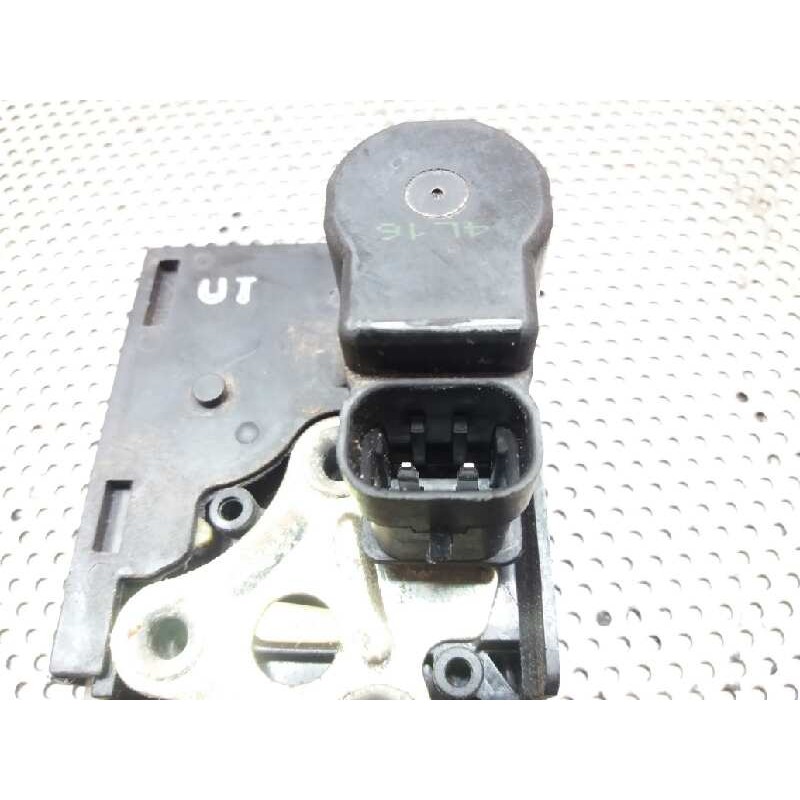 Recambio de cerradura puerta trasera derecha para chevrolet tacuma cdx referencia OEM IAM 4
