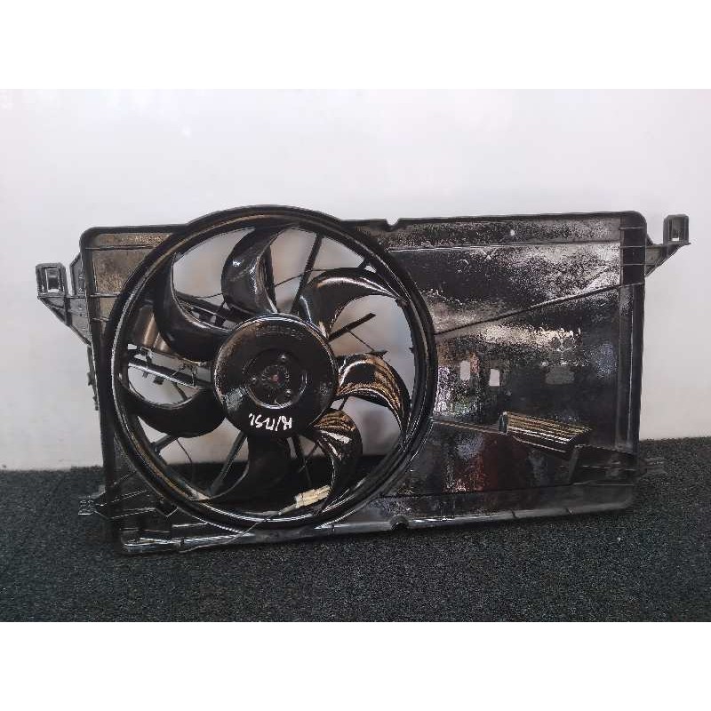Recambio de electroventilador para mazda 3 berlina (bk) 1.6 crdt active referencia OEM IAM 1137328148  