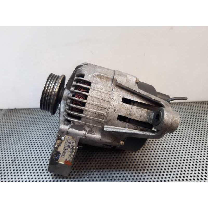 Recambio de alternador para fiat punto berl. (176) 75 s referencia OEM IAM 63321270 A115165A MAGNETI MARELLI