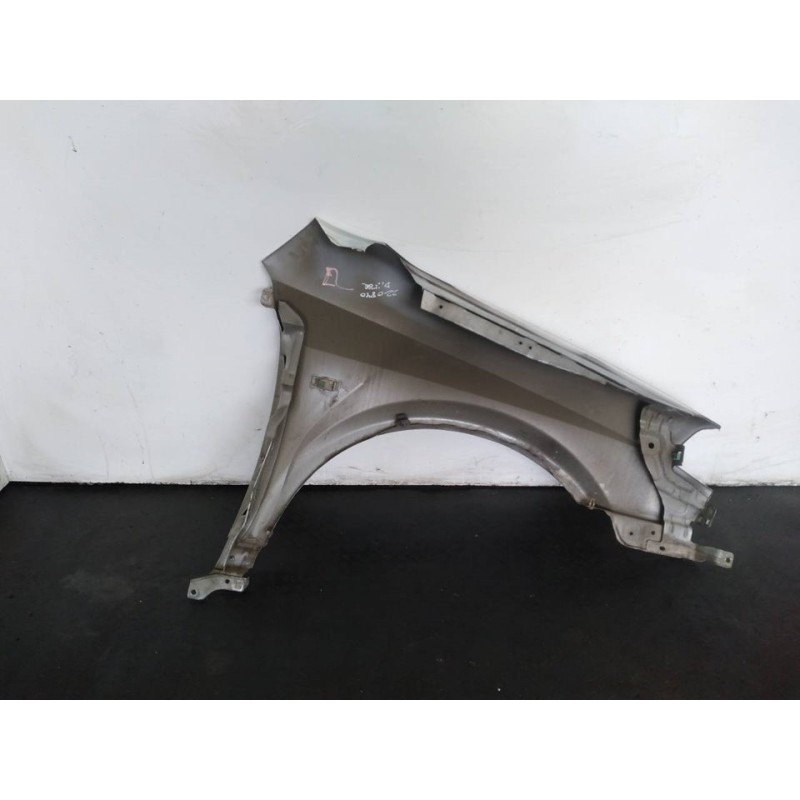 Recambio de aleta delantera izquierda para nissan primera berlina (p12) acenta referencia OEM IAM 2