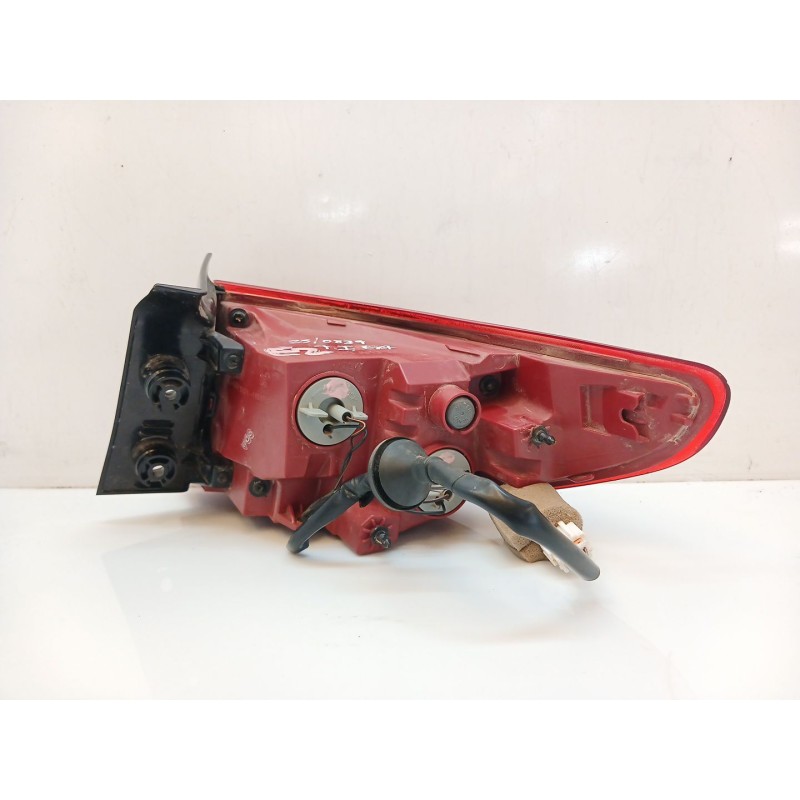 Recambio de piloto trasero izquierdo para kia stonic (ybcuv) concept referencia OEM IAM 92401H8 BC - Negro 3