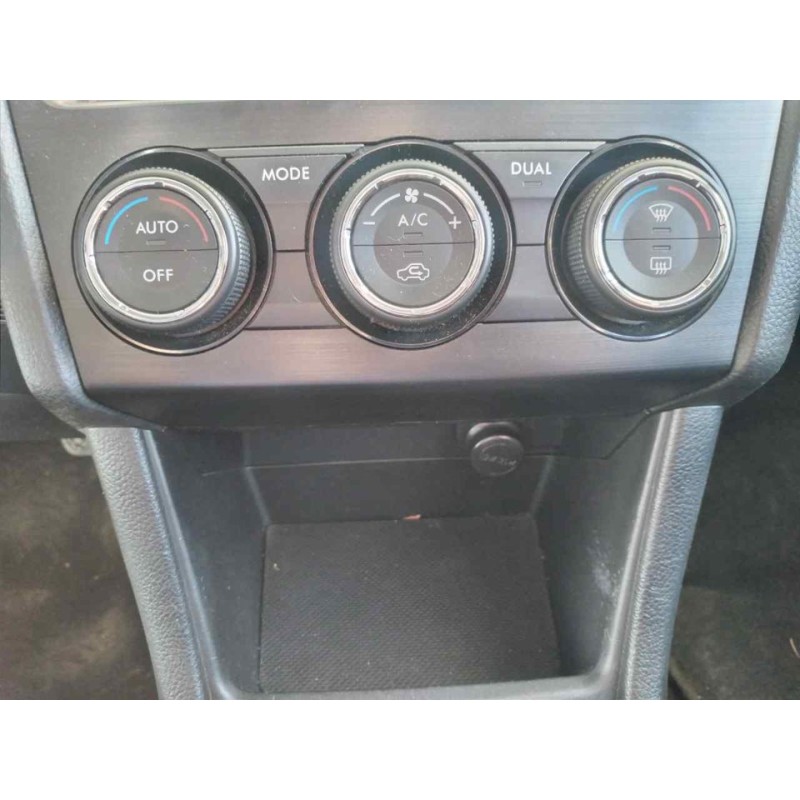 Recambio de mando climatizador para subaru xv executive referencia OEM IAM - Gris 2