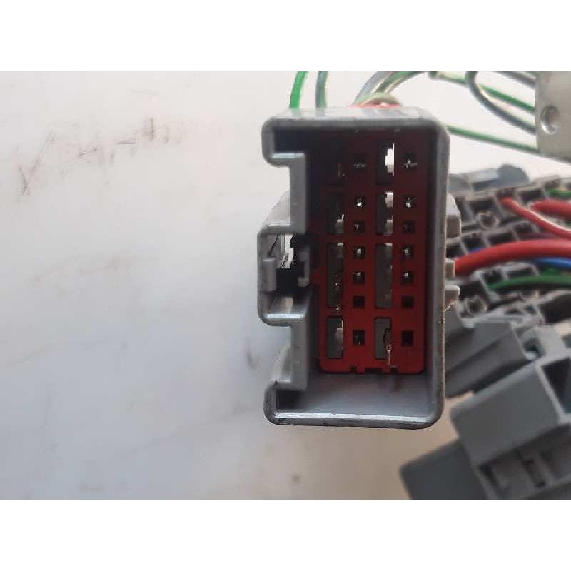 Recambio de caja reles / fusibles para volvo xc90 d5 momentum (136kw)(7 sitze) referencia OEM IAM 8690698 30656936 - Gris 3