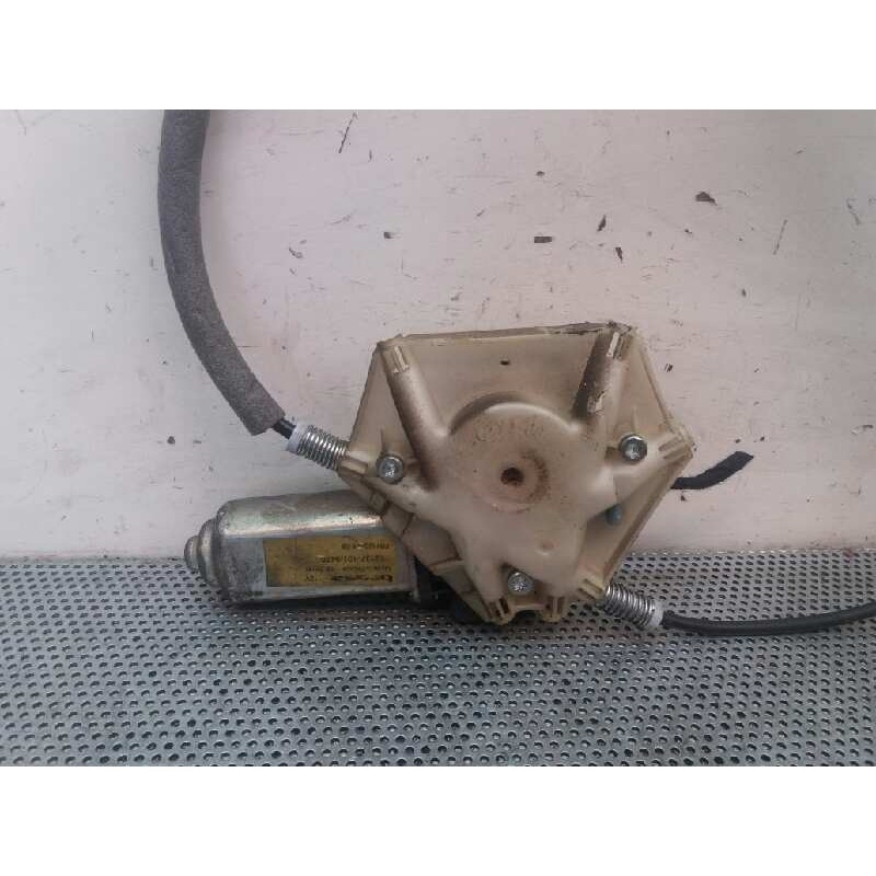 Recambio de elevalunas trasero izquierdo para volvo v40 familiar 1.8i referencia OEM IAM - Gris 3