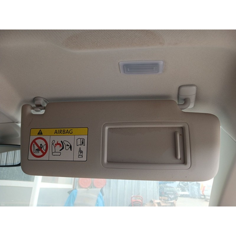 Recambio de parasol derecho para volkswagen taigo (cs1) 1.0 tsi referencia OEM IAM - Blanco 2