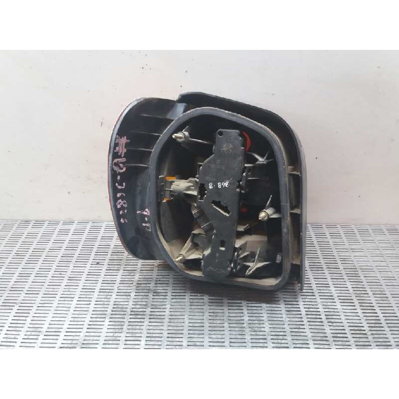 Recambio de piloto trasero derecho para volkswagen polo berlina (6n1) 1.3 referencia OEM IAM - Blanco 2