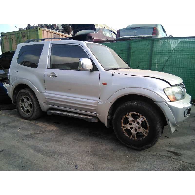 mitsubishi montero (v60/v70) del año 2001