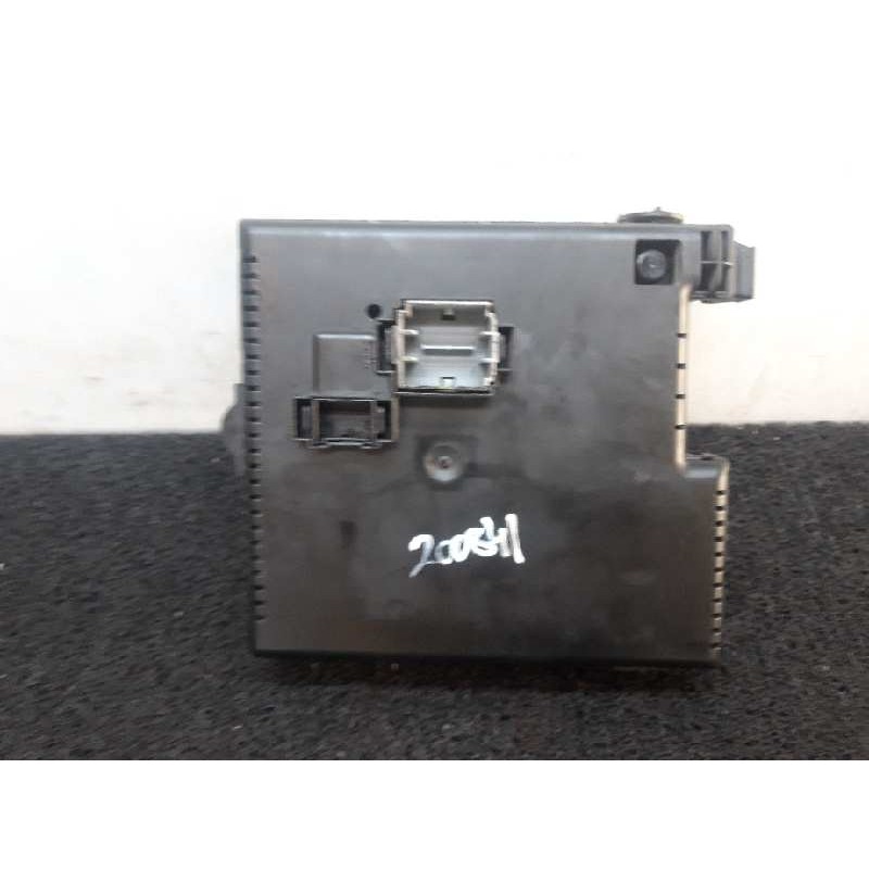 Recambio de caja reles / fusibles para volvo xc90 d5 momentum (136kw)(7 sitze) referencia OEM IAM 30786647 28080156 - Gris 3