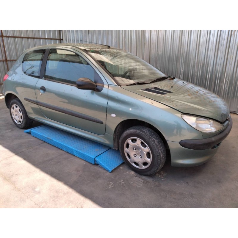 peugeot 206 berlina del año 1999