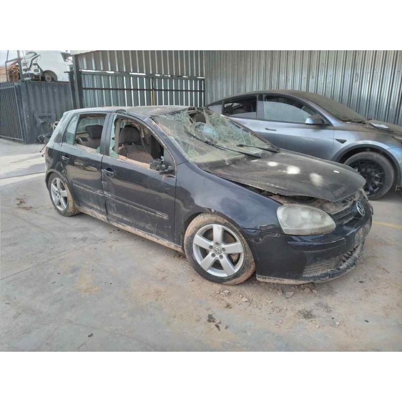 volkswagen golf v berlina (1k1) del año 2007