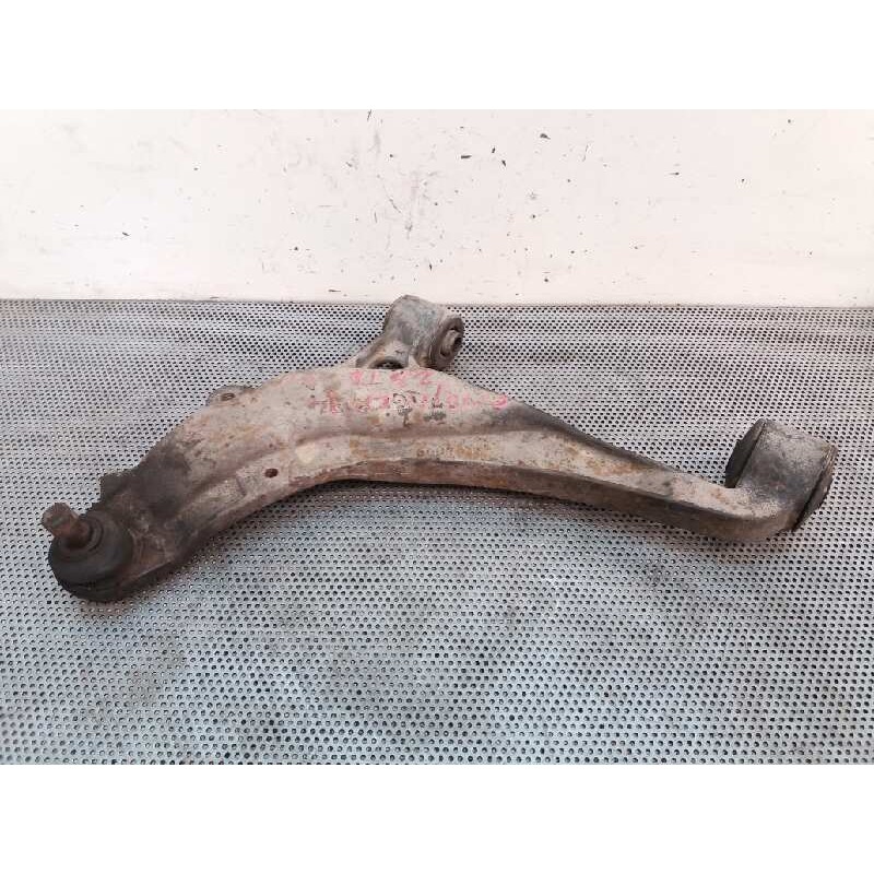 Recambio de brazo suspension inferior delantero izquierdo para chrysler voyager (es) 2.5 turbodiesel referencia OEM IAM 4684489 