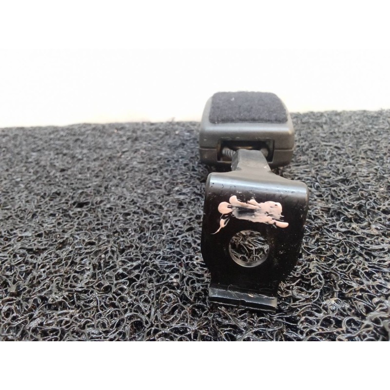 Recambio de enganche cinturon trasero izquierdo para opel astra h berlina cosmo referencia OEM IAM N13128018 F13128868 - Negro 3